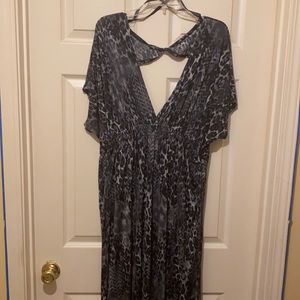 Grey/Silver Cheetah print dress. Form Fitting